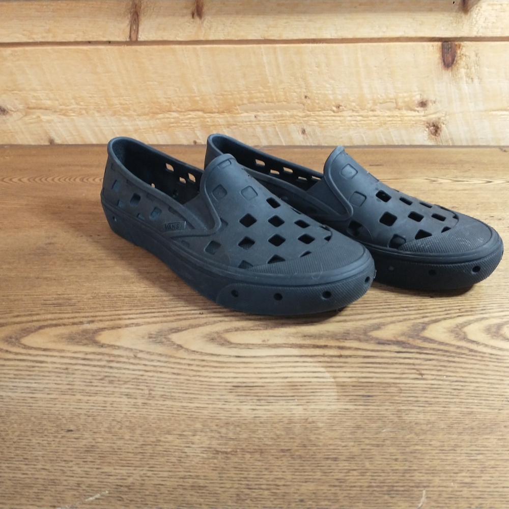 Vans Black Slip-On TRK Slippers Woman's Size 7,5 / Man's Size 6 / Unisexe